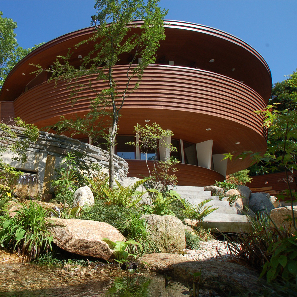 フランク ロイド ライトと日本 デザイン性の高い注文住宅 オーガニックハウス 滋賀湖南店